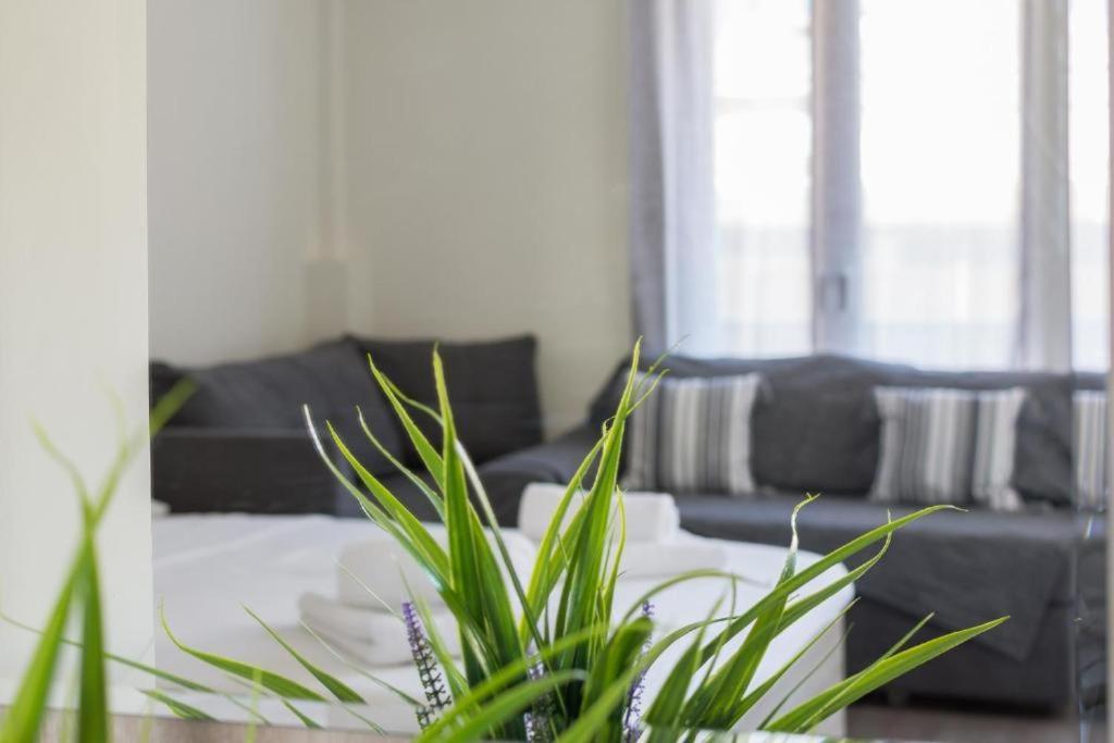 Lovely Studio Apartment For 2 Ppl In Athene Buitenkant foto